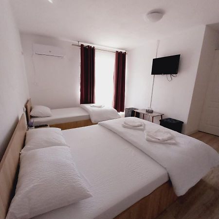 Casa Alexia Apartment Pescari Ngoại thất bức ảnh